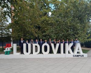 2 Ludovika